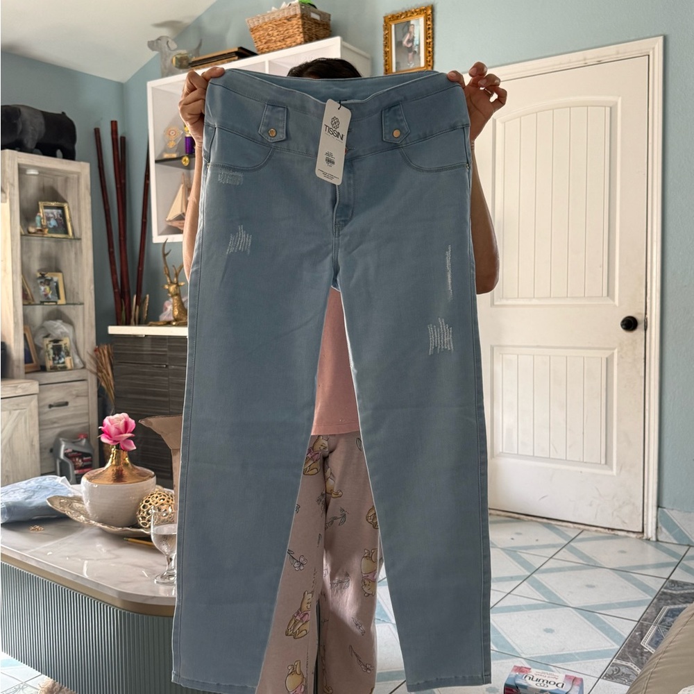 ISSI Light Blue Straight Leg Jeans for Women